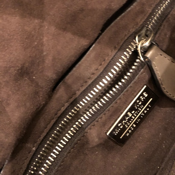 Michael Kors Collection Shoulder Bag with Python - Picture 2 of 9